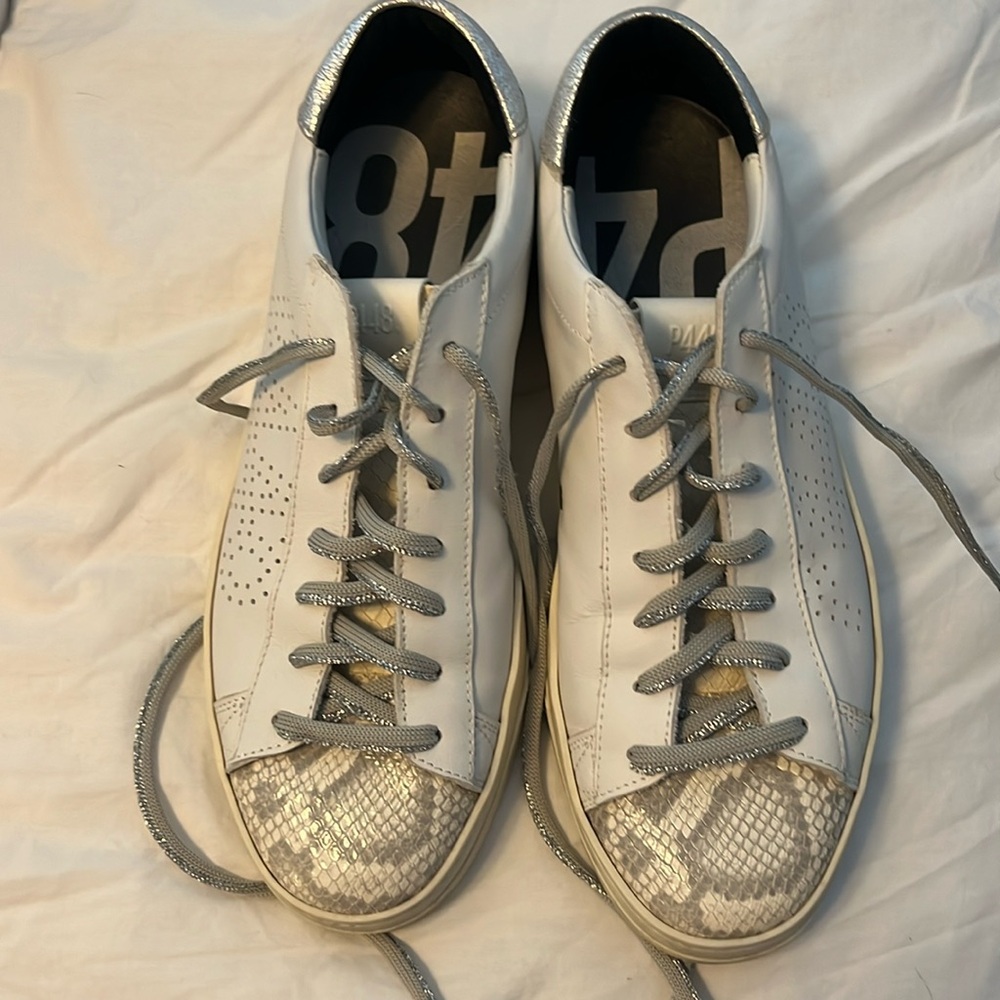 P448 Low Top Sneakers SZ 41/US 10